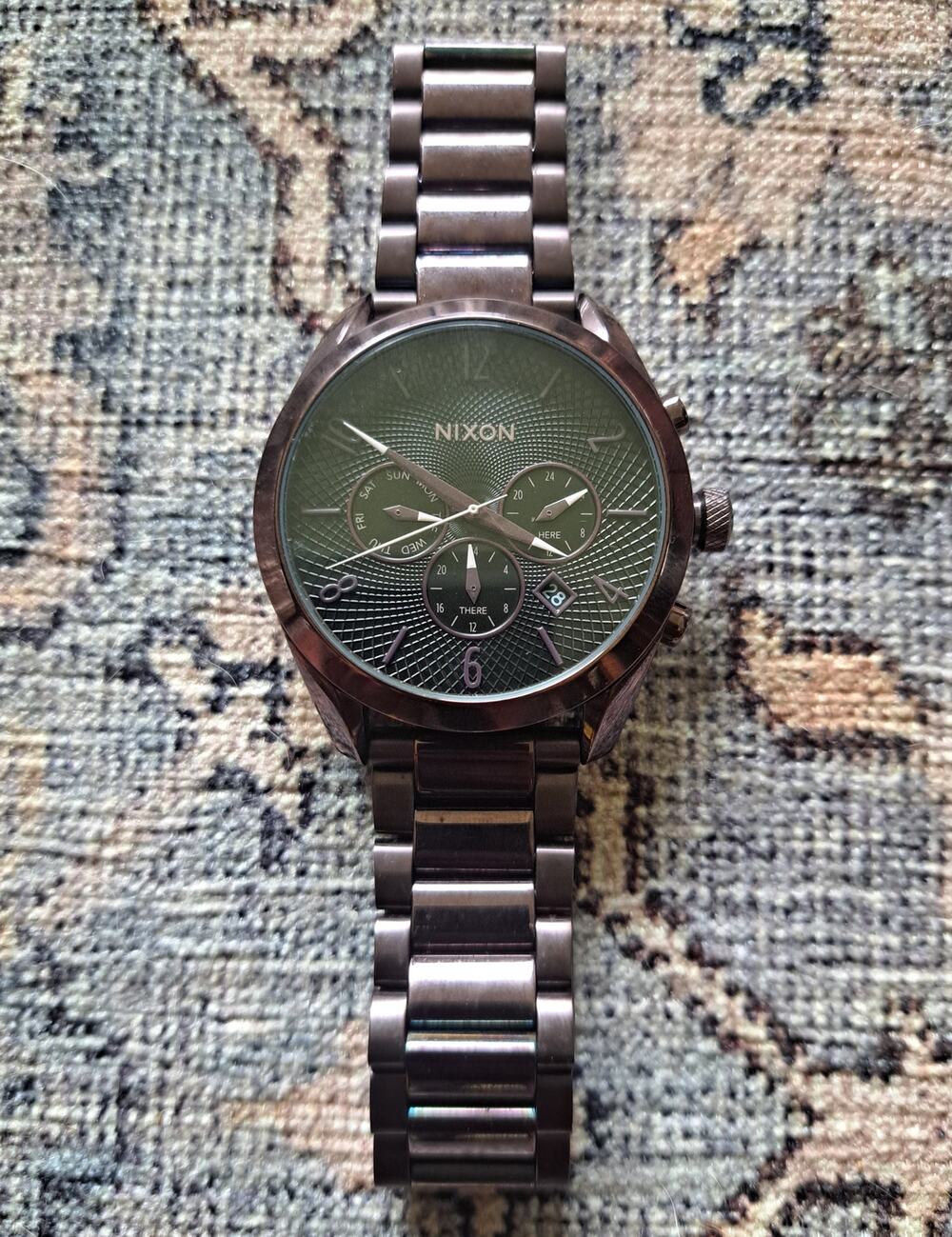 Nixon "Set Your Sights" The Bullet Chrono Plum / Black Works Great!